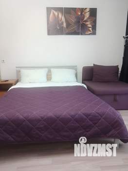 Студия квартира, посуточно, 30м2, 2/18 этаж