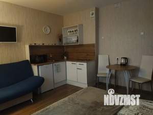 Студия квартира, посуточно, 28м2, 17/17 этаж