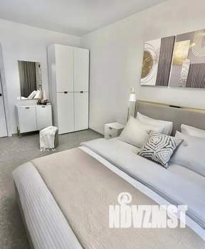 1-к квартира, посуточно, 41м2, 9/16 этаж