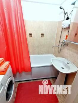 1-к квартира, посуточно, 33м2, 2/9 этаж