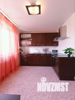 2-к квартира, посуточно, 70м2, 1/1 этаж