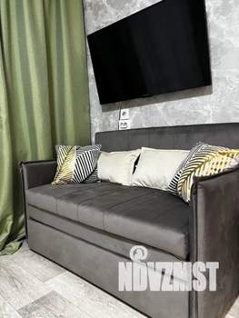 Студия квартира, посуточно, 26м2, 13/18 этаж