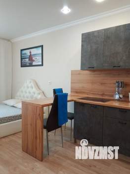 Студия квартира, посуточно, 35м2, 13/20 этаж