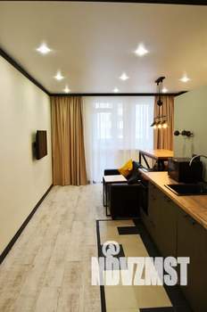 1-к квартира, посуточно, 44м2, 13/16 этаж