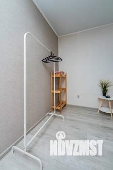 Студия квартира, посуточно, 44м2, 7/10 этаж