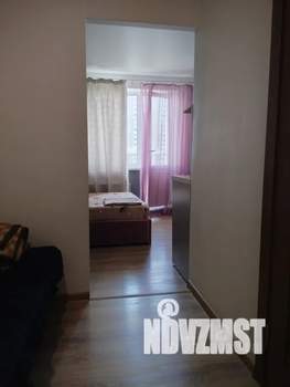 Студия квартира, посуточно, 30м2, 12/22 этаж