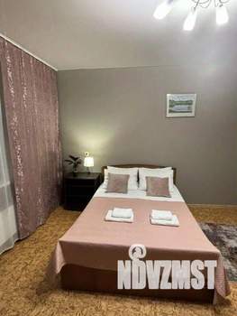 1-к квартира, посуточно, 43м2, 1/1 этаж