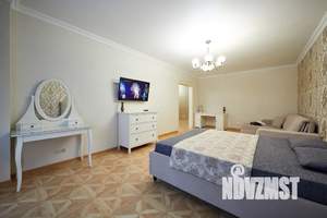 1-к квартира, посуточно, 73м2, 12/17 этаж