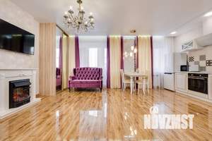 1-к квартира, посуточно, 42м2, 1/1 этаж