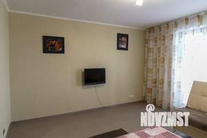 1-к квартира, посуточно, 44м2, 1/1 этаж