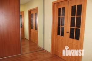 Студия квартира, посуточно, 42м2, 7/9 этаж