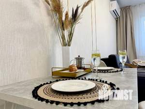 1-к квартира, посуточно, 40м2, 2/18 этаж