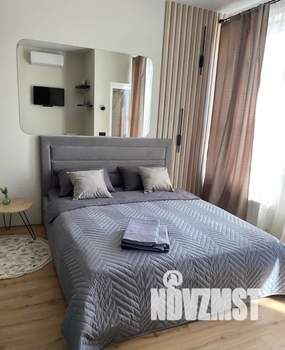 Студия квартира, посуточно, 24м2, 18/23 этаж
