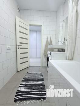 Студия квартира, посуточно, 30м2, 10/24 этаж