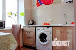 1-к квартира, посуточно, 73м2, 1/1 этаж