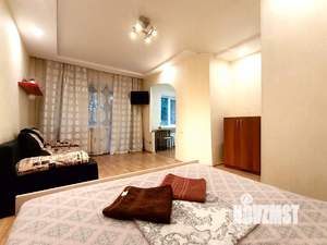 1-к квартира, посуточно, 40м2, 1/1 этаж
