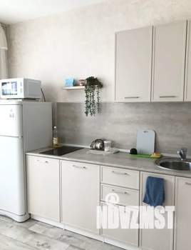 1-к квартира, посуточно, 40м2, 3/10 этаж