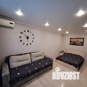 1-к квартира, посуточно, 32м2, 1/5 этаж