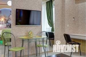 1-к квартира, посуточно, 42м2, 9/16 этаж