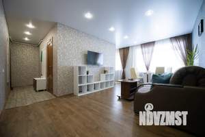 3-к квартира, посуточно, 66м2, 2/5 этаж