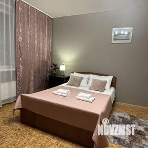 1-к квартира, посуточно, 43м2, 1/1 этаж