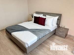 1-к квартира, посуточно, 53м2, 23/26 этаж