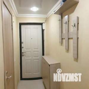 2-к квартира, посуточно, 44м2, 1/1 этаж