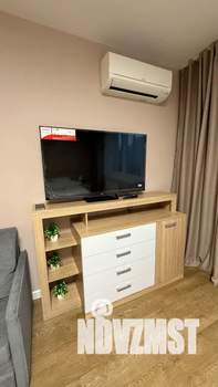 Студия квартира, посуточно, 37м2, 8/17 этаж