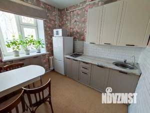 1-к квартира, посуточно, 40м2, 1/2 этаж