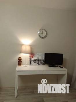 Студия квартира, посуточно, 35м2, 12/20 этаж