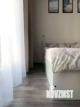 Студия квартира, посуточно, 24м2, 2/18 этаж