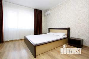 1-к квартира, посуточно, 45м2, 4/11 этаж