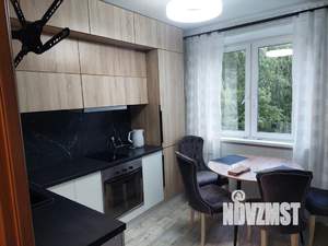 1-к квартира, посуточно, 42м2, 4/10 этаж