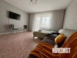 1-к квартира, посуточно, 44м2, 7/10 этаж