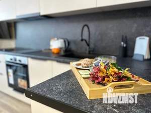 1-к квартира, посуточно, 41м2, 7/10 этаж