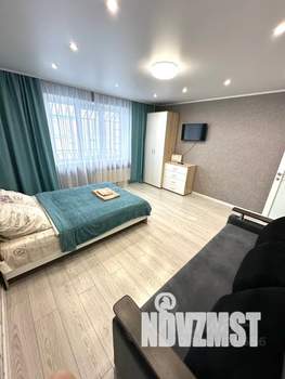 1-к квартира, посуточно, 41м2, 1/10 этаж