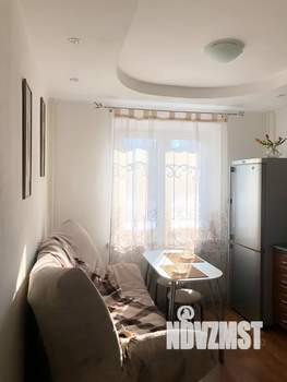 1-к квартира, посуточно, 42м2, 1/10 этаж