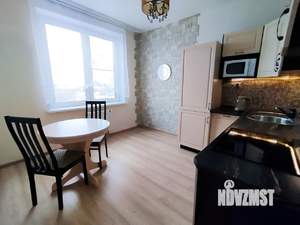 1-к квартира, посуточно, 37м2, 8/15 этаж