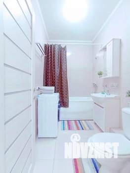 1-к квартира, посуточно, 36м2, 1/1 этаж