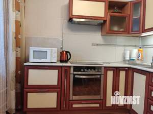 1-к квартира, посуточно, 43м2, 1/10 этаж