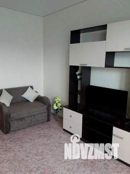 1-к квартира, посуточно, 42м2, 4/9 этаж