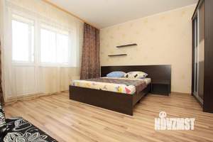 1-к квартира, посуточно, 43м2, 1/1 этаж