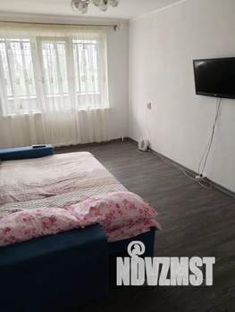 1-к квартира, посуточно, 35м2, 6/9 этаж