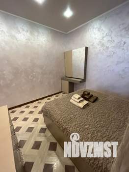 Студия квартира, посуточно, 43м2, 18/18 этаж