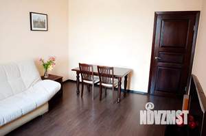 2-к квартира, посуточно, 50м2, 3/7 этаж