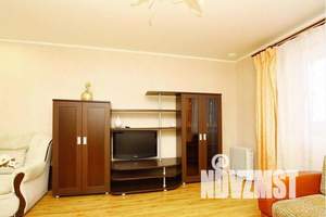 2-к квартира, посуточно, 65м2, 1/11 этаж