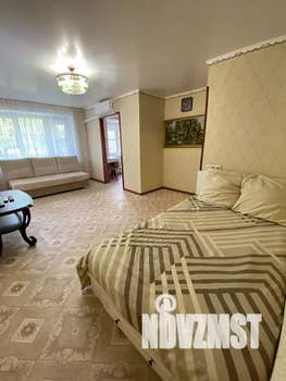 2-к квартира, посуточно, 48м2, 1/5 этаж