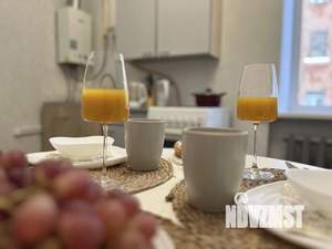 2-к квартира, посуточно, 55м2, 1/1 этаж