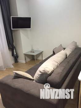 2-к квартира, посуточно, 43м2, 7/24 этаж