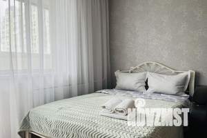 1-к квартира, посуточно, 44м2, 7/10 этаж